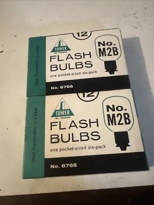 8 Tower Flash Bulbs No. M2B - Image 1 of 2