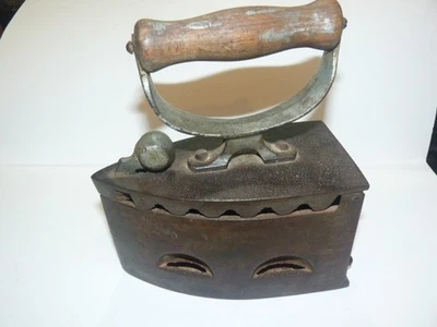 Antiguo hierro fundido carbón hierro Foto 1 de 4