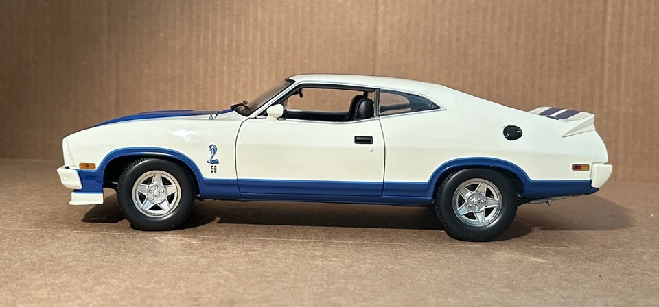 AUTOART 1/18, 1978 Ford XC Falcon Cobra Coupe, RHD,White W/Blue stripe LE Rare - Image 1 of 4