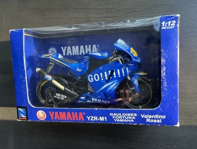 New-Ray 1:12 Yamaha YZR-M1 #46 Valentino Rossi MotoGP Gauloises Go Model NEW - Image 1 of 4