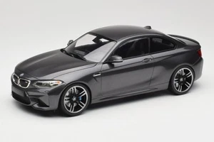 155026102 BMW M2 F87 Coupe Grey Metallic Minichamps 1/18 - Foto 1 di 6