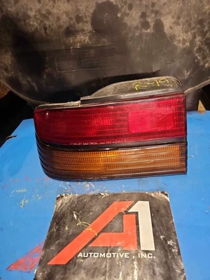 Conjunto de luz trasera izquierda 88-92 MAZDA MX6 cuarto de montaje en panel lado del conductor Lh OEM Foto 1 de 4