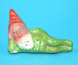 COMPOSITION TOY FIGURE GARDEN GNOME 1940s GERMANY ELASTOLIN LINEOL - Picture 1 of 3