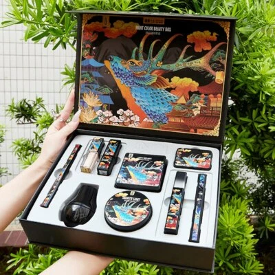 Makeup Sets Kits for Women Girl Elk Pattern Gift with Makeup Powder With Box - Image 1 of 4