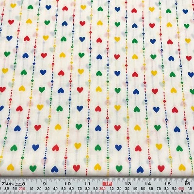 Corazones arco iris vintage a rayas en tela de mezcla de algodón blanco por media yarda Foto 1 de 2