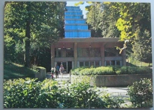Leninskie Gory Metro Station MOSCOW USSR VINTAGE POSTCARD - Picture 1 of 2
