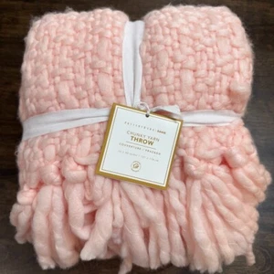 POTTERY BARN TEEN CHUNKY YARN THROW BLANKET, 50X60" ~ PEACH PINK - Picture 1 of 7