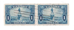 Canada - #227 Used horizontal pair issued in 1934 - 2021 CV $22.00 - Picture 1 of 2