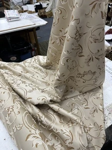 Tela brocada jacquard damasco (110 pulgadas) vendida por yarda - Imagen 1 de 5