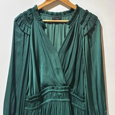 CURRENT AIR Dress Women Sz L Emerald Green Ruffled Lagenlook V-Neck Chic Mini - Image 1 of 4