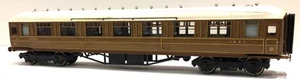 KIT 4mm/OO PLÁSTICO CONSTRUIDO CORREDOR GRESLEY LNER TERCER AUTOBÚS COMPLETO VER DESCRIPCIÓN - Imagen 1 de 3