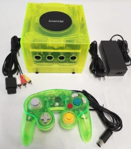 Nintendo GameCube Translucent EXTREME GREEN Gaming Console System Bundle yellow - Picture 1 of 8