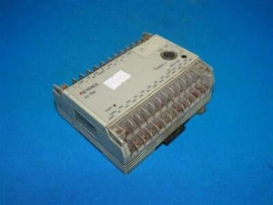 Controlador programable Keyence CV-120 - Imagen 1 de 8