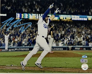 MAX MUNCY DODGERS SIGNED 2018 WORLD SERIES GAME 3 WALK-OFF HR 11X14 PHOTO BAS - Picture 1 of 3