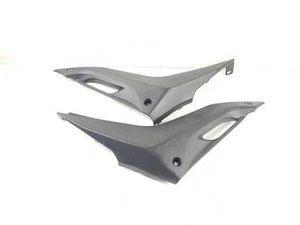Revestimiento del cuadro derecha e izquierda Yamaha YZF 125 R RE06 año: 2008-2013 - Imagen 1 de 3