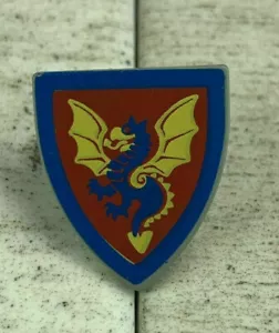 LEGO Shield Dragon Pattern for castle knight from 6086 6085 5059 6079 - Picture 1 of 1