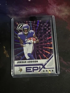 2023 Panini Zenith Jordan Addison EPIX Play Purple /25 RC COLOR MATCH #4 Vikes - Bild 1 von 1