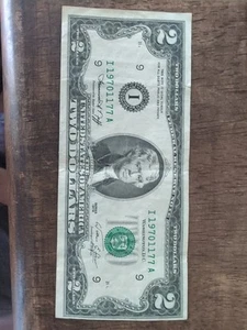 1976 $2 Dollar Bill Misalignment Error. VERY RARE Series I - Picture 1 of 3
