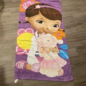 Disney Doc McStuffins Beach Bath Towel Lamby Flor One Size Tollie - Picture 1 of 21