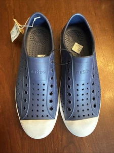 Native Jefferson Unisex Waterproof Slip-On Regular Shoes Navy Mens 8 - Womens 10 - Picture 1 of 8