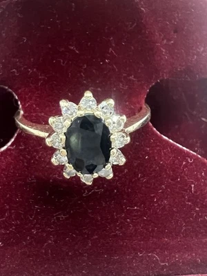 14 KT para YG zafiro azul ovalado  Foto 1 de 2