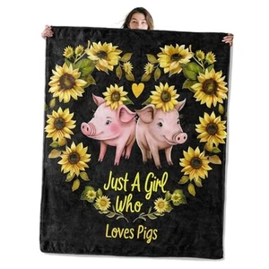 Throw Blanket Soft Cozy Lightweight Flannel Blankets with Cute 50x60 inch Pig - Picture 1 of 7