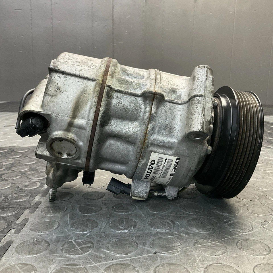 Conjunto de compresor de aire acondicionado Volvo S60 2015-2018 OEM Foto 1 de 4