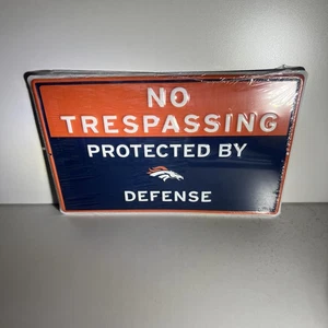 NFL Denver Broncos No Trespassing Protected By Defense Sleek Neu Blechschild Büro - Bild 1 von 3