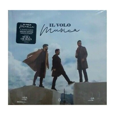 CD Il Volo - Music Booklet 32 Pages - Ltd Hardcoverbook 190759382424 - Image 1 of 3