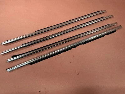 Juego de molduras de puerta cromada exterior OEM 173K millas BMW E28 535I M5 524td 528e 533I Foto 1 de 4