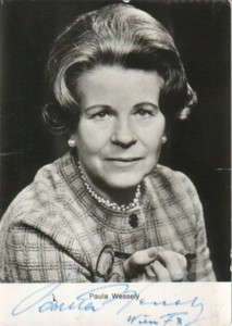 Paula Wessely Autographed Photo Austria's Most Popular Postwar Actress D.00