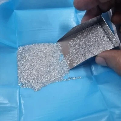 Small Size Natural Diamonds Pieces 12 Round 1 mm Stones VVS1 Clarity F 0.06 TCW - Image 1 of 4