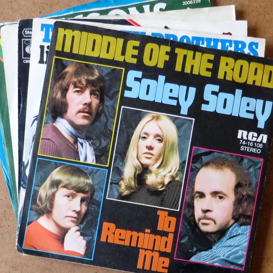 THE BEATLES ~ CHICAGO ~ CATS ~ MIDDLE OF THE ROAD... 6 St. 7" Vinyl 45er Singles - Bild 1 von 4