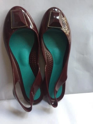 NWOB OKABASHI OKA-B  Burgundy Plastic Slingback Ballet Flats Sz 8 ~ EU 38 - Image 1 of 4