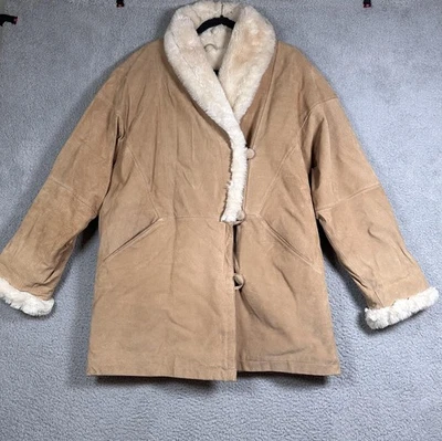 Abrigo Boundary Waters para mujer grande de gamuza tostada de cuero de oveja sintética cuello chal Foto 1 de 4