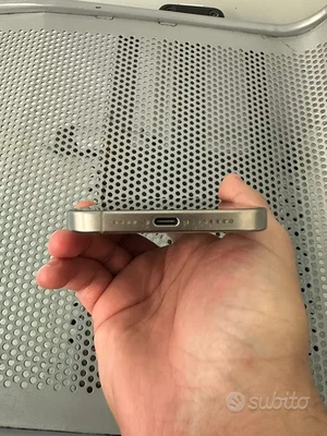 Apple iPhone 15 Pro Max - 512GB - Titanio Naturale (Sbloccato) - Immagine 1 di 4