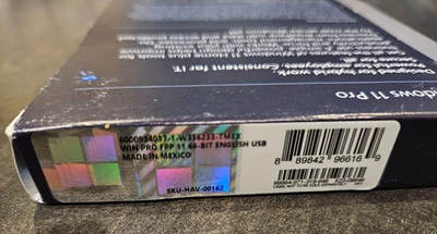 Microsoft Windows 11 Pro 64Bit Operating System Flash Drive HAV-00162 - Image 1 of 3