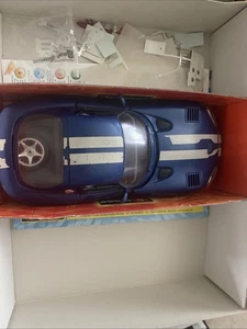 Dodge Viper GTS Coupe 1996 Scale Model, 1:24 in Blue White Stripes, Boxed - Picture 1 of 2
