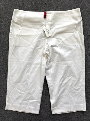 NWT $70 Off 5th SAKS 5TH AVENUE Outlet White Capris - Womens 6 / 32x17 - Image 1 of 4