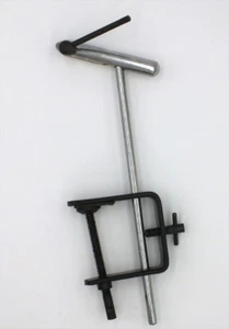 Starter Fly Tying Vise - Chrome - FV2107C - Easy to Use - Picture 1 of 5
