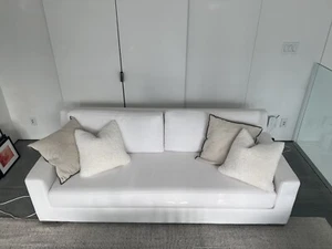 Restoration Hardware Modena Track arm Sofa-perfect Condition - Picture 1 of 8