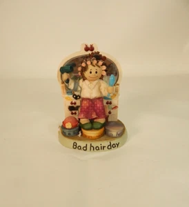 1999 Zingle-Berry “Bad Hair Day” 1016 Hairdresser Figurine Hairstylist 5" - Picture 1 of 6