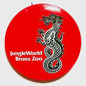 JUNGLE WORLD at the BRONX ZOO, Bronx Park , NY 1980 Litho Dragon button - Picture 1 of 1