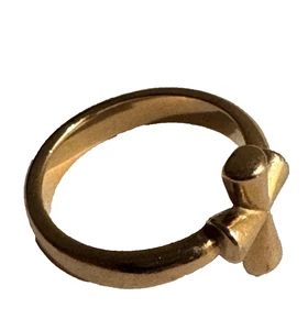 James Avery Ring nicht mehr hergestellt 14K Gelbgold 585 St. Teresa Kreuz Größe 4,5 - Bild 1 von 5