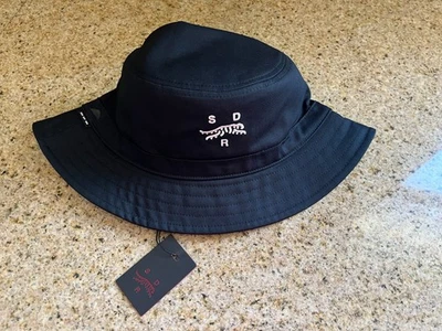 Nuevo con etiquetas Sombrero Cubo Negro Sarga Roja Día del Sol L/XL (Tiger Woods Nueva Línea) Foto 1 de 4