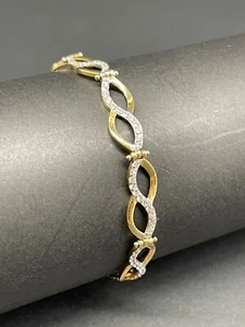 Ladies 18ct Yellow Gold Fancy Link Bracelet (Pre-Owned) - Picture 1 of 10