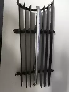 Mercedes-Benz SL/SLC R107 Radiator Grille left insert with chrome - Picture 1 of 5