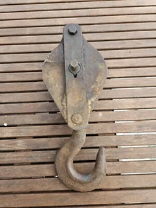alte Flaschenzug Umlenkrolle - Bild 1 von 3