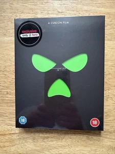 KNEECAP : SPECIAL LIMITED EDITION : BLU-RAY : IRISH RAPPERS - HIP-HOP - BIOPIC - Picture 1 of 3