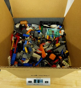 LEGO 8 Pounds Bulk Lot Assorted Mixed Parts - Picture 1 of 4